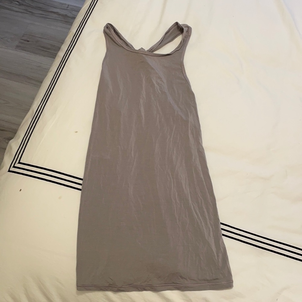 lululemon back key hold twist tank LNWOT
